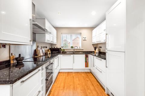11 Chapel Close, Clifton, Shefford, SG17 5YG