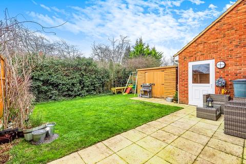 11 Chapel Close, Clifton, Shefford, SG17 5YG