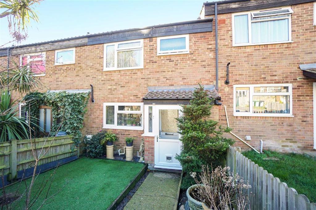 Hollington Old Lane, St.... 3 bed terraced house £245,000