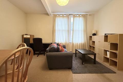 1 bedroom flat to rent, Walm Lane, London