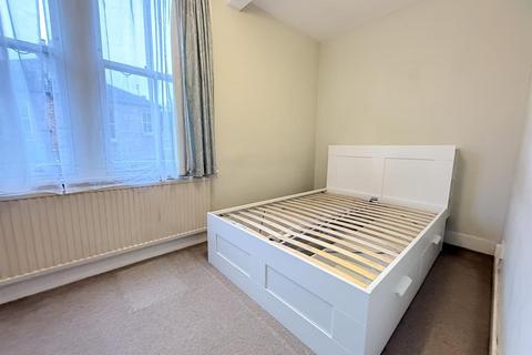 1 bedroom flat to rent, Walm Lane, London