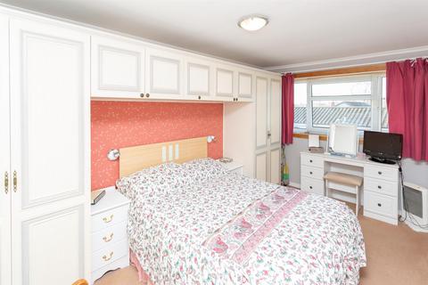 10 Victoria Place, Rattray, Blairgowrie, PH10 7HL