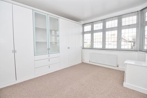 109 Belmont Road, Erith, DA8 1LF