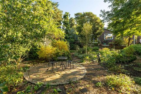9 The Dene, West Molesey, KT8 2HL