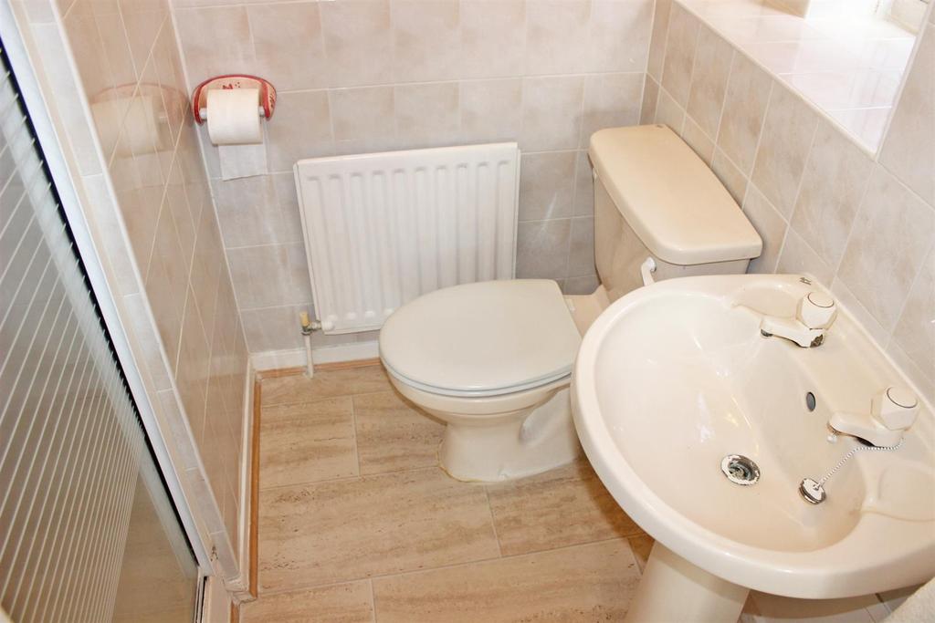 En suite shower room