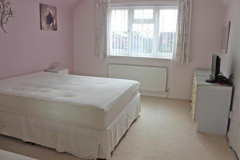 5 Teign, Hockley, Tamworth, B77 5QP