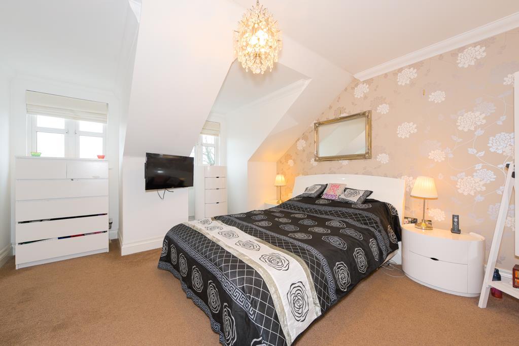 (Rightmove) 12.jpg