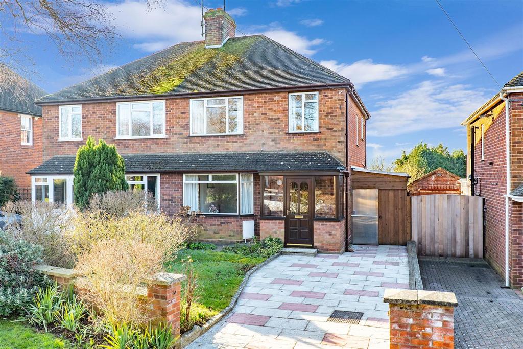 Lichfield Avenue, Evesham 3 bed semidetached house £275,000