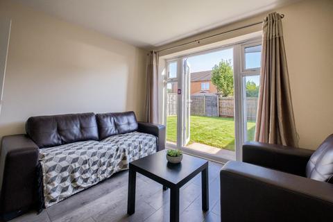 5 Cherry Tree Drive, Coventry, CV4 8LW
