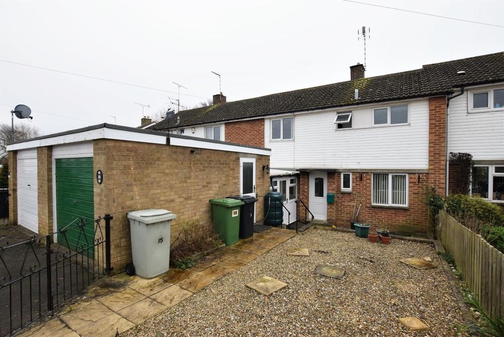 Grampian Way, Oakham 3 bed terraced house £160,000