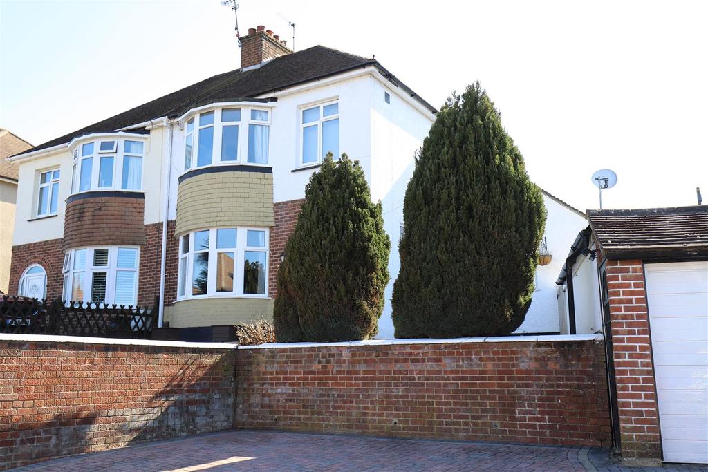 Heather Drive, Maidstone 4 bed semidetached house £415,000