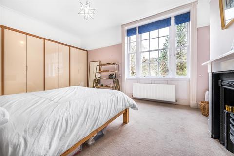 Flat 2, 13 Dowry Square, Bristol, BS8 4SL