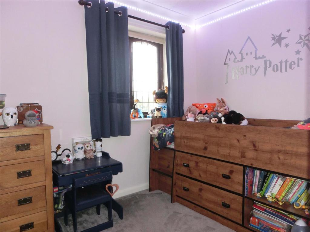 Cherry Walk 4 Bed3.jpg