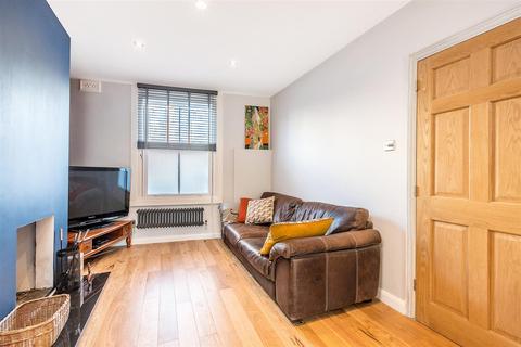 9 Cotswold Street, London, SE27 0DW