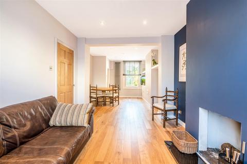9 Cotswold Street, London, SE27 0DW