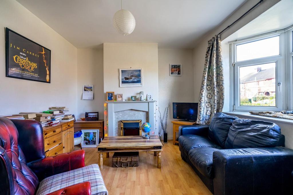 Lucas Avenue, Clifton, York 3 bed terraced house £200,000