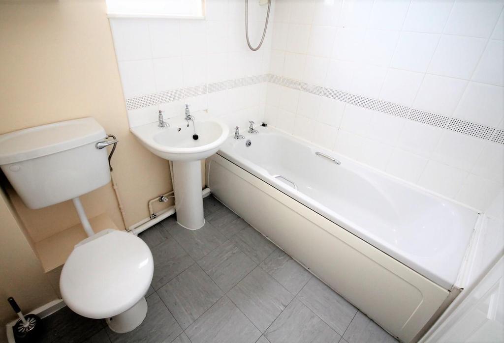 Bathroom.JPG