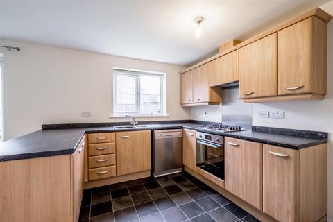 8 Imperial Close, Bailiff Bridge, Brighouse, HD6 4DF