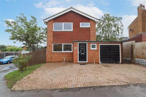 23 Cotefield Drive, Leighton Buzzard, LU7 3DS