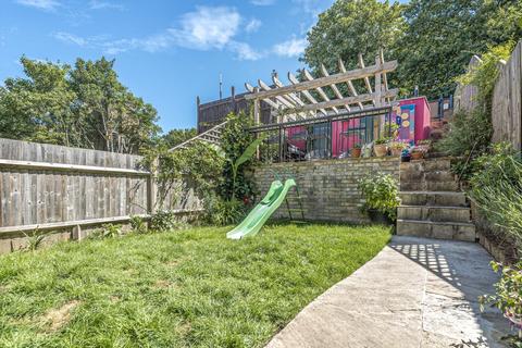 46 Woodland Road, London, SE19 1NT