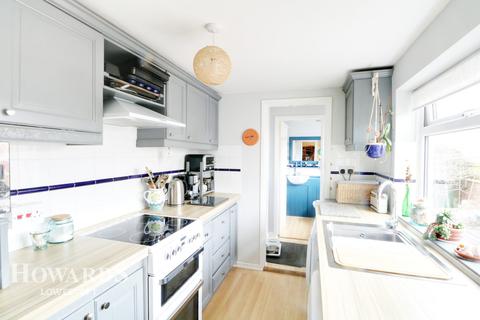 28 Beckham Road, Lowestoft, NR32 2BY