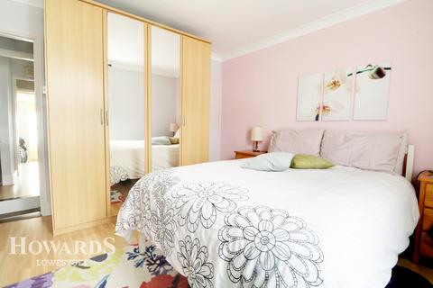 28 Beckham Road, Lowestoft, NR32 2BY