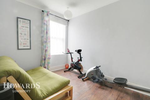 28 Beckham Road, Lowestoft, NR32 2BY