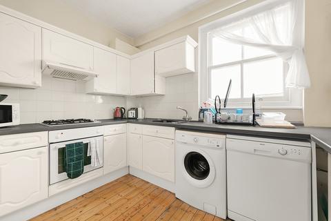 34 Kensington Hall Gardens, London, W14 9LS