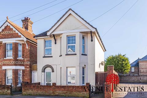 2 Albert Road, Poole, BH12 2BZ