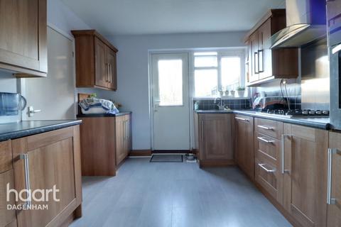 154 Manor Road, Dagenham, RM10 8BJ