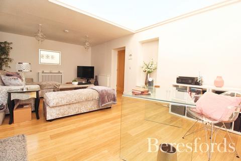 14 Kensington Way, Brentwood, CM14 4RL