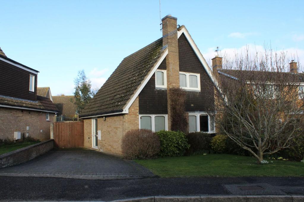 Coniston Close, Drayton, Daventry NN11 9EE 2 bed detached house £235,000