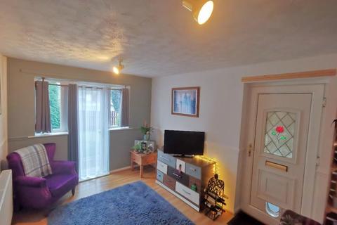 15 Lea Park Croft, Leeds, LS10 4RQ