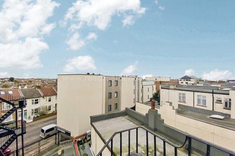 117a Broadway West, Leigh-on-sea, SS9 2BU