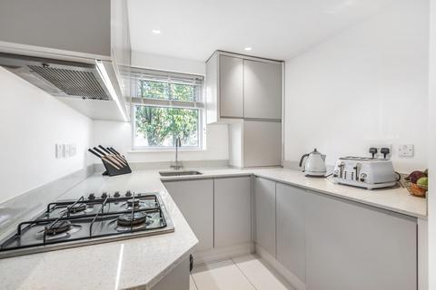 Flat 2, 30 Vicars Hill, London, SE13 7JL