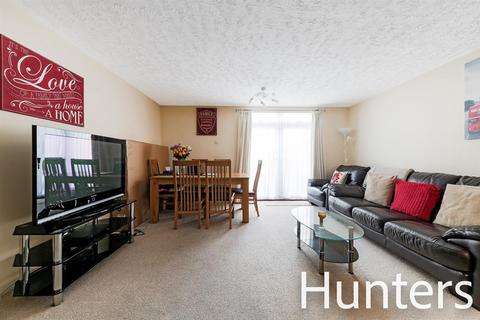22 Burford Road, Brentford, TW8 0LS