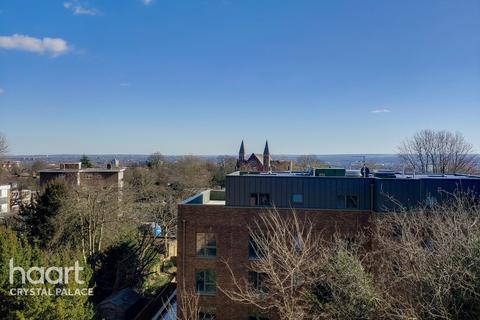 Flat 39, 8 Sylvan Hill, London, SE19 2QF