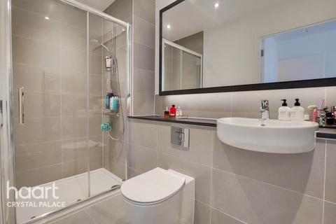 Flat 39, 8 Sylvan Hill, London, SE19 2QF