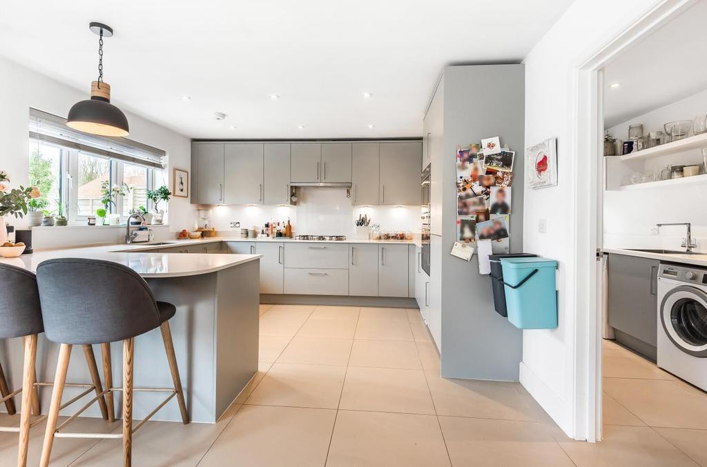 Kitchen / Family Roo