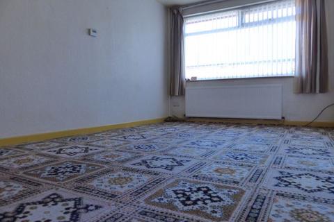 39 Brandon Crescent, Shaw, Oldham, OL2 7YB