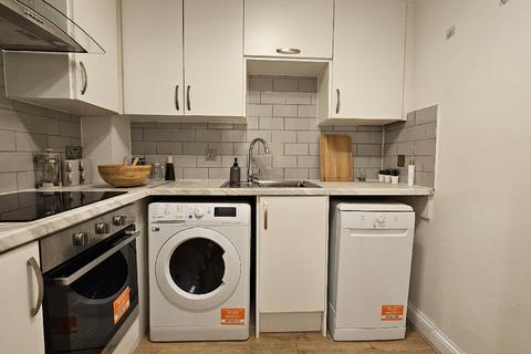 2 bedroom apartment for sale, Sylvester Path, London, Hackney