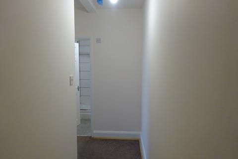 1 bedroom flat to rent, 82 High Street, Chatham ME4