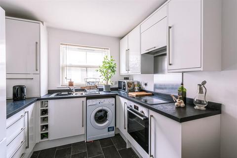 31 Beckside, Beverley, HU17 0PB
