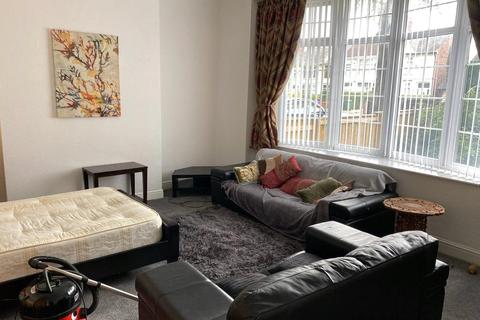 8 bedroom semi-detached house for sale - Moss Lane, Orrell Park, Liverpool, L9