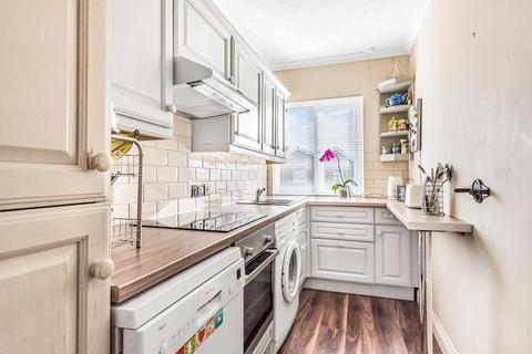 Flat 4, 1a Bexley Street, Windsor, SL4 5BP