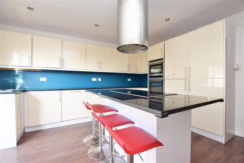 39 Chester Close, Dorking, RH4 1PP