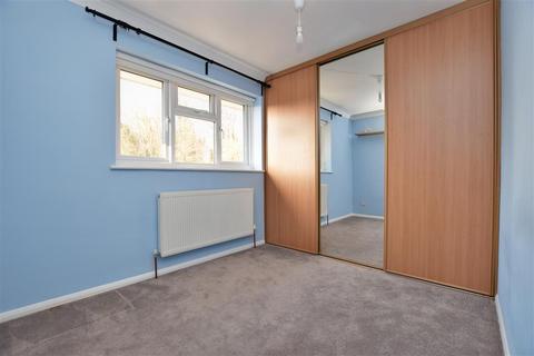 39 Chester Close, Dorking, RH4 1PP