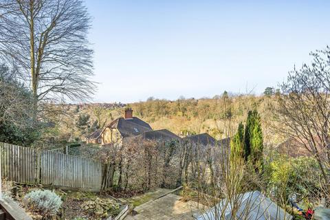 20 Grove Road, Godalming, GU7 1RE
