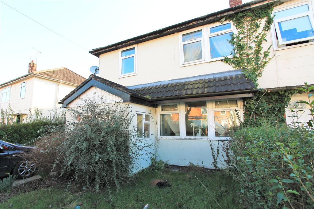 Tatton Road, Crewe, CW2 3 bed semidetached house £85,000