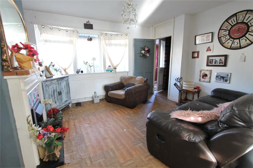 Tatton Road, Crewe, CW2 3 bed semidetached house £85,000